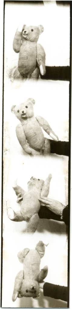 photoboothFredBear2011