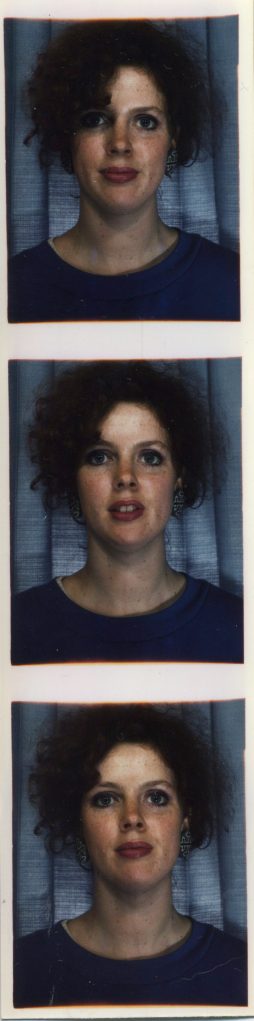 photoboothJan1990strip