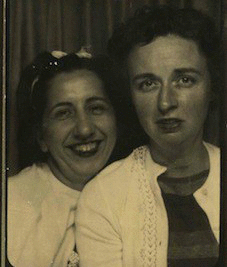 http---makeagif.com-media-11-18-2012-ByrTPV