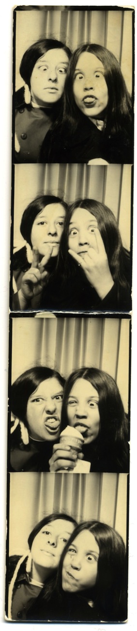photoboothBeckyEtc07a
