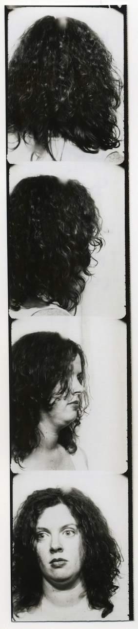 photobooth14:01:1999