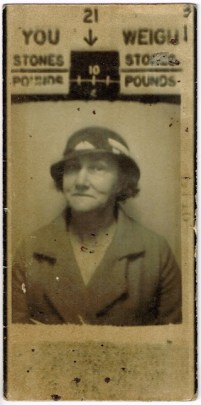 photoboothPhotoWeigh04