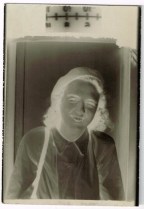 photoboothPhotoWeighNegative