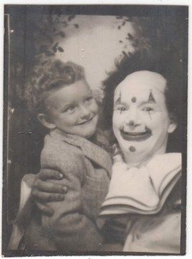 photoboothClownNot BloggedDidn't win03