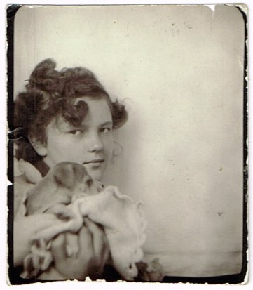 photoboothgermanytinypuppygirl