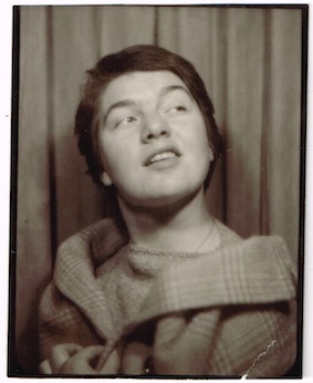 photoboothfacegrab01